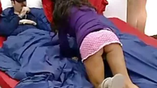 டியூட் தனியா குறும்பு stepsister ஜோ ப்ளூம் மற்றும் அவரது மோசமான காதலி